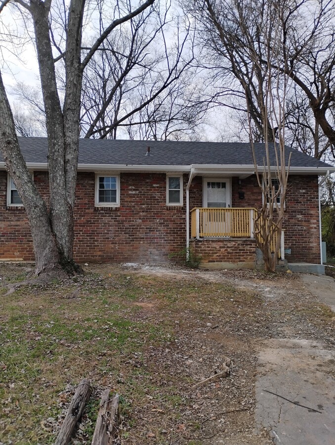 Photo - 2103 Major Ave