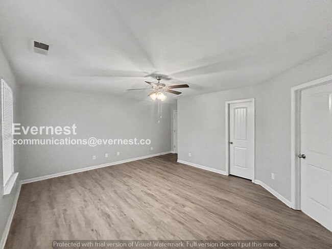 Photo - 3 Bed, 2.5 Bath Home with Attached Garage / Pet-Friendly / Available Now!