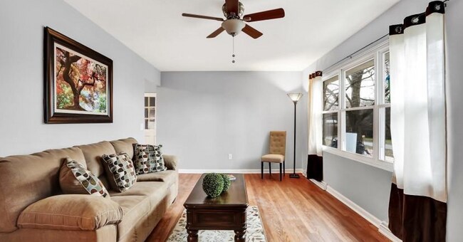 Photo - Beautiful 3 Bed, 2 Bath Single Family Home!