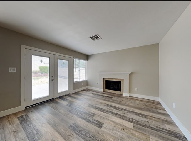 Photo - 5753 Indian Ridge Dr