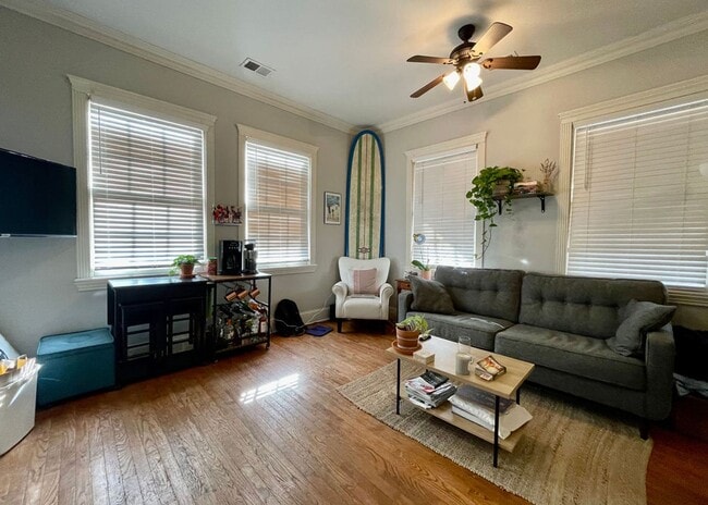 Photo - Available 7/20. Great 1BR/1BA Available in Downtown Charleston!