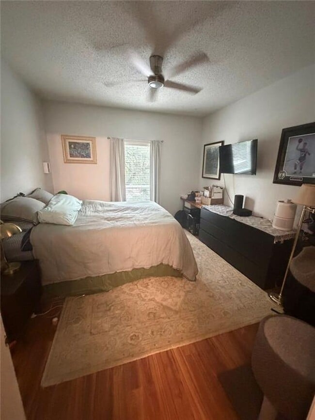 Photo - Hyde Park Oaks 204 Unit Hyde Park Oaks