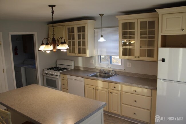 Photo - 224 Westgate Dr