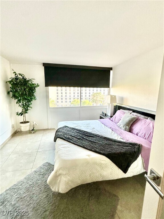 Photo - 205 E Harmon Ave Unidad 807