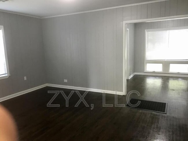 Photo - 412 N 34th St