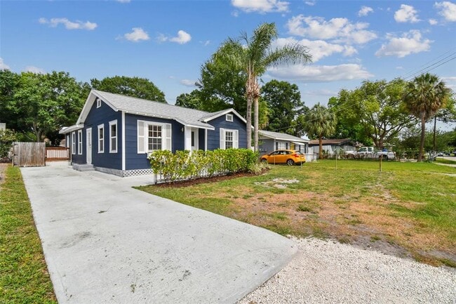 Photo - 308 N Gomez Ave