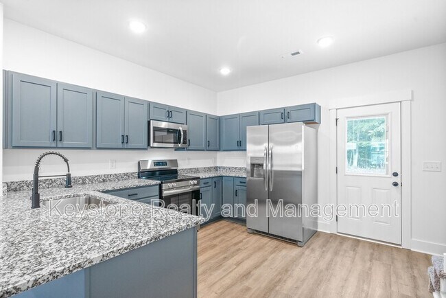 103 Front Ridge Cir