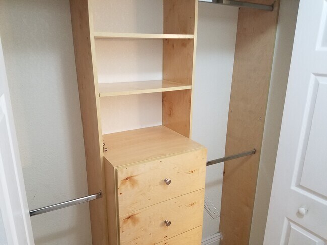 Photo - 570 S Park Rd Unidad 6-16