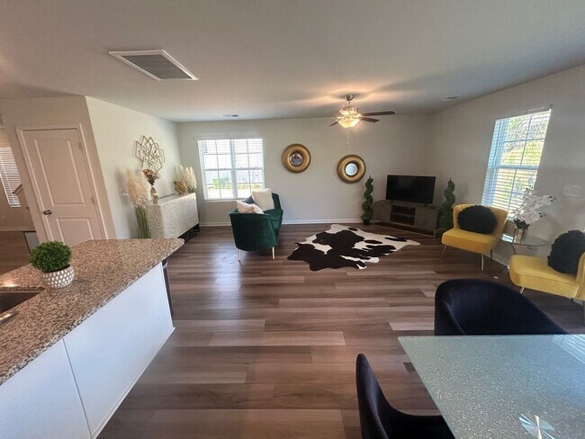 Photo - 2769 Prince Charles Ct