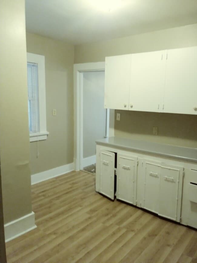Photo - Cozy 2 bed 1 bath house $995