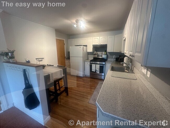 Building Photo - 40 Clifton St Unit #33 Rental