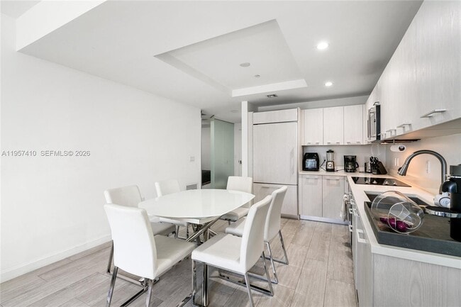 Photo - 55 SW 9th St