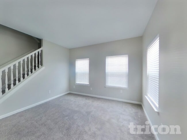 Photo - 6250 Emerald Field Way