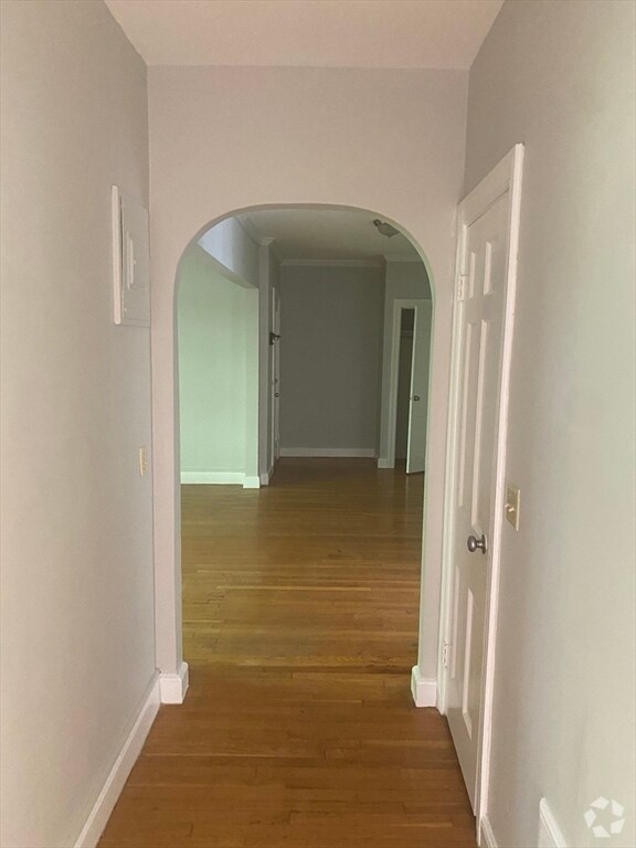 Building Photo - 100 Sewall Ave Unit 6 Rental