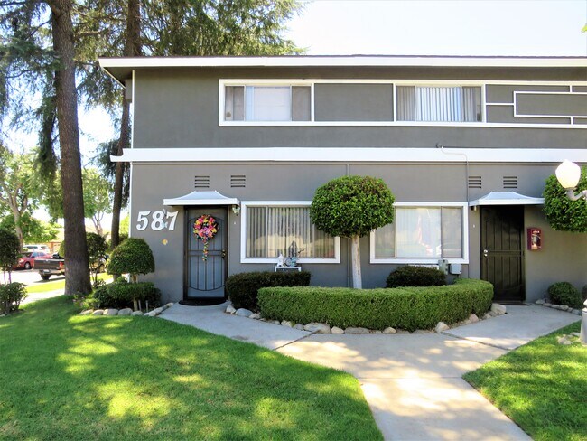 Photo - 587 Silverwood Ave Unidad J