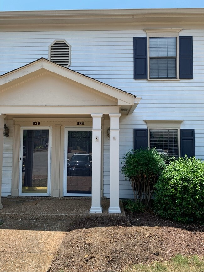 Photo - 830 Brentwood Pointe Townhome