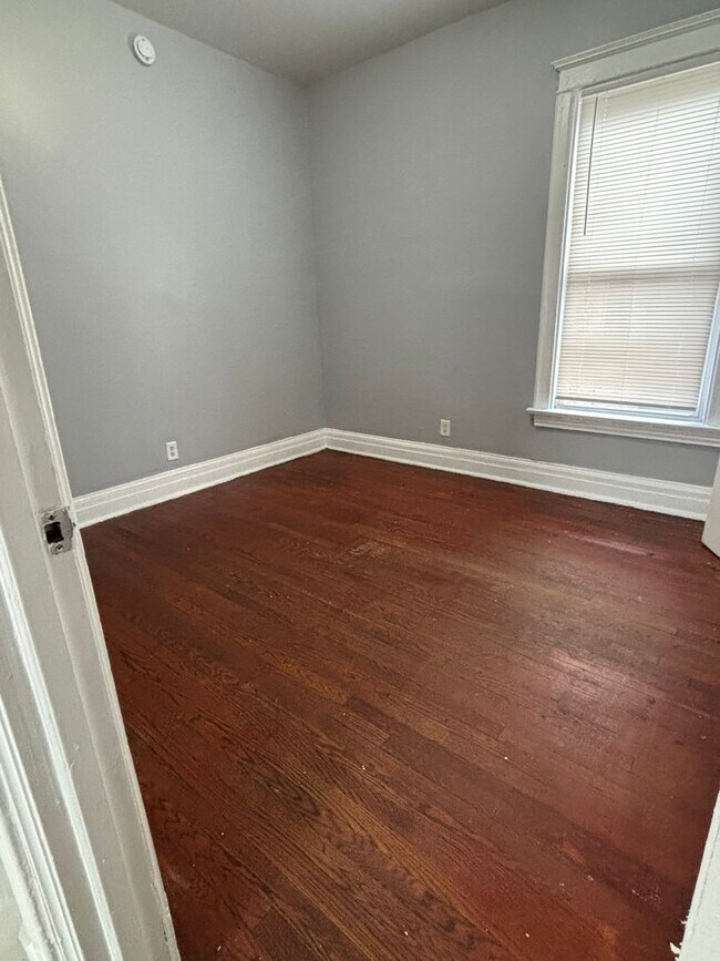 Photo - SANGAMON_7807 Unit 2