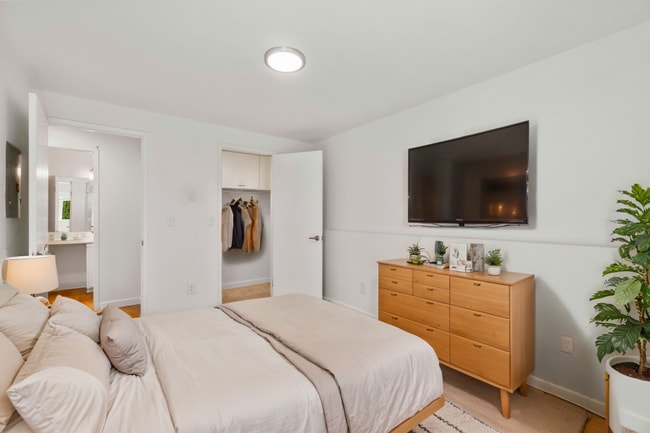 Oak Park Apartments