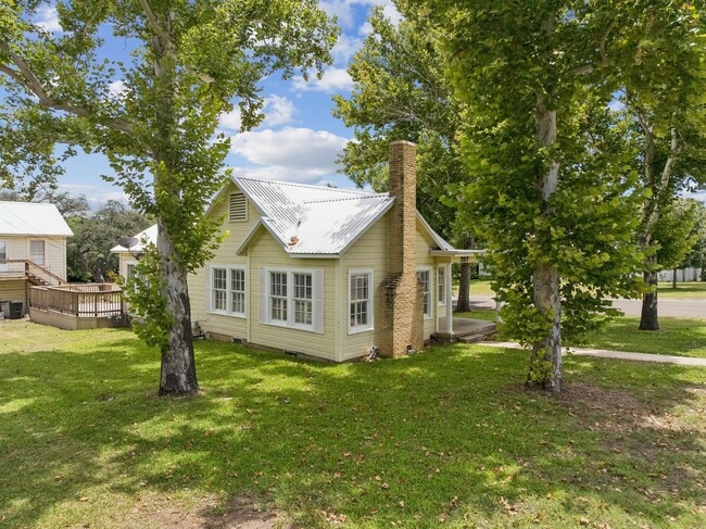 Photo - 207 S Porter St