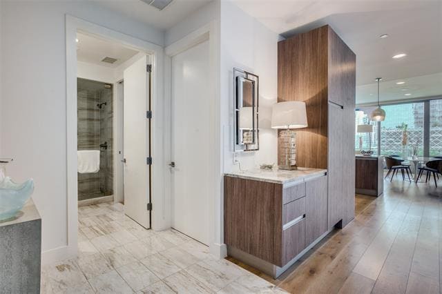 Photo - 3130 N Harwood St Unit 707