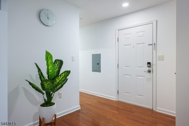 Photo - 1130 Fairmount Ave Unit 104
