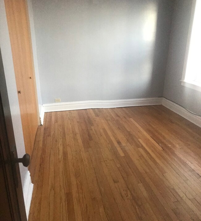 Bedroom 1 - 5201 N Latrobe Ave Unit 1