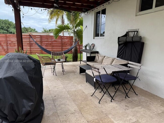 Photo - 601 NW 116th St