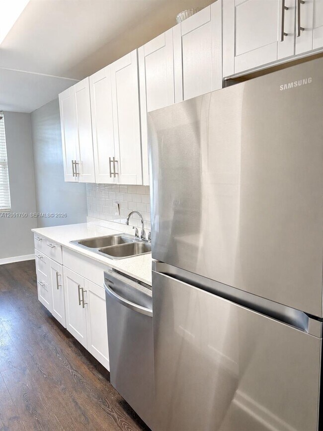 Photo - 250 Jacaranda Dr Unit 302