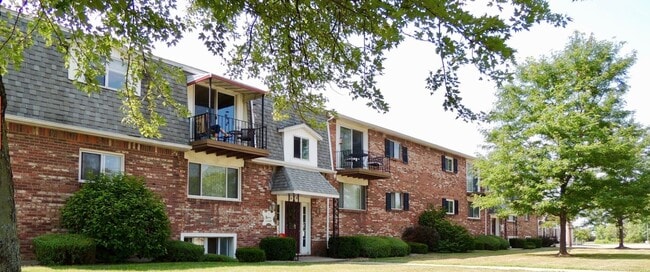 Building Photo - Woodcrest