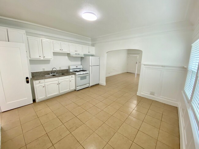 Photo - 2921 Van Buren Pl