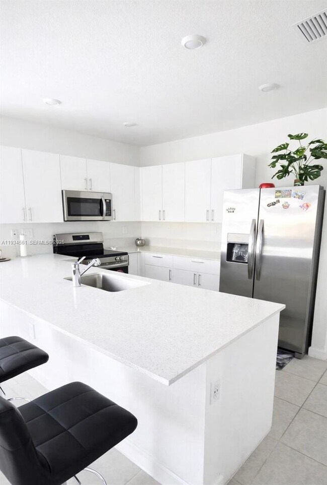 Photo - 12841 SW 243rd St