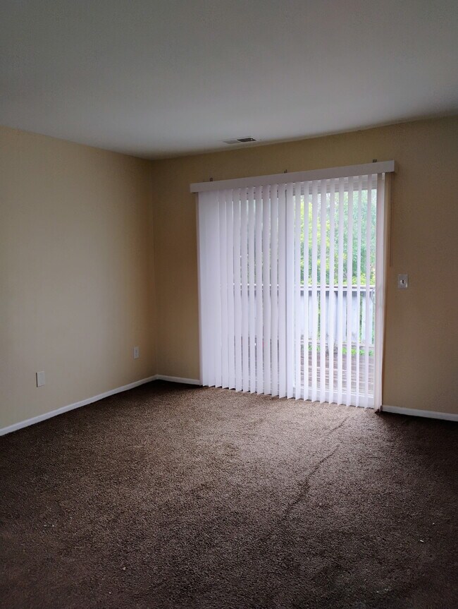 Photo - Willow Manor Apartments