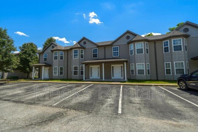 40 Ariel Dr Unit 40