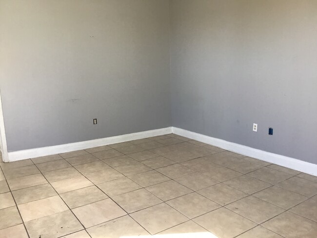 Finishing painting - 400 Avenue B Unit B