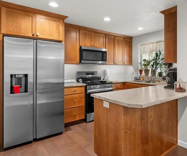 Photo - 3BED2BATH - NEWLY REMODELED, 2CAR GARAGE, LARGE FENCED YARD, WASHER/DRYER