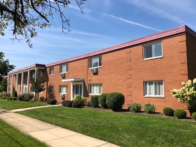 Maple Highlands Apartments