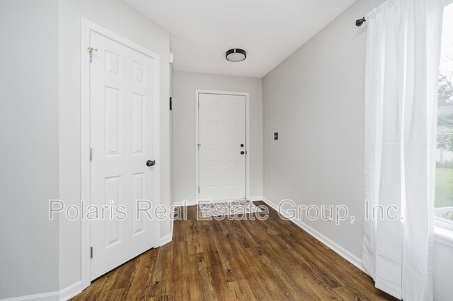 Photo - 21 Wyndham Dr