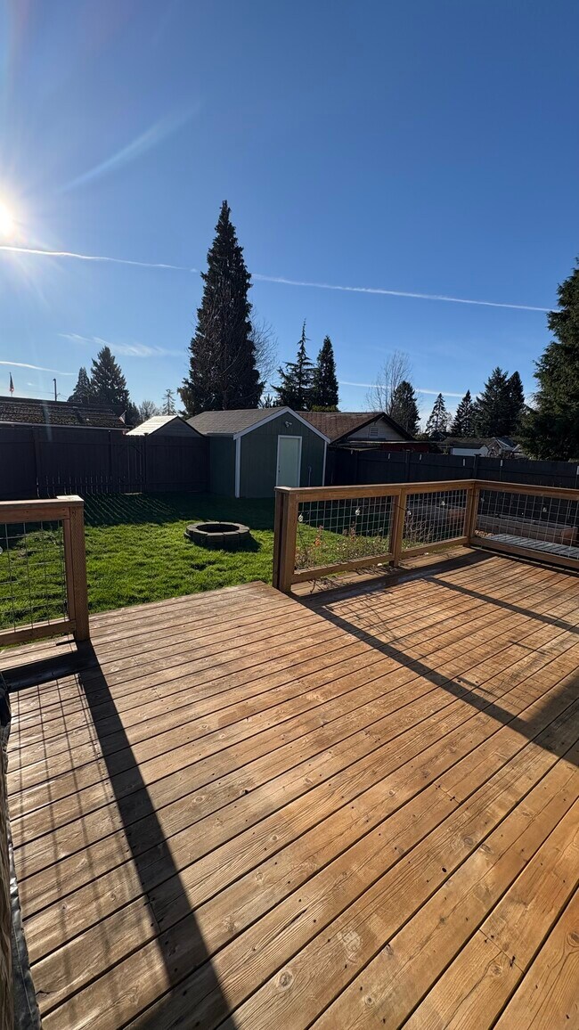 Photo - 1956 Lowell Ave