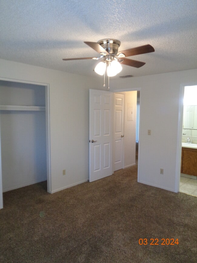Saliman Manor Apartments