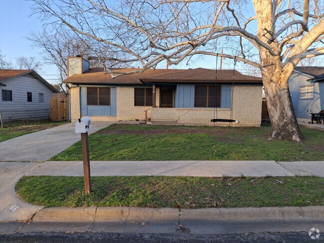 Building Photo - 616 W. Ave. E, Copperas Cove, TX Rental