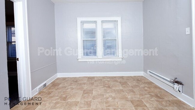 Photo - 135 S Minneapolis St Unit 2