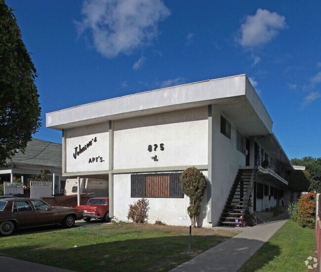 Building Photo - 825 E 28th St Unit 3