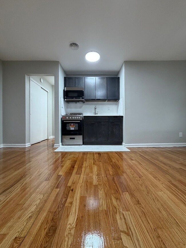 Photo - Oakwood Gardens