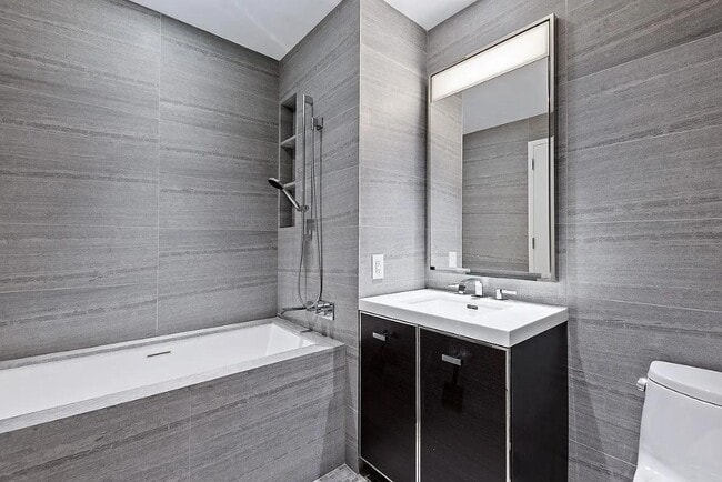 252 South St Unit 9J