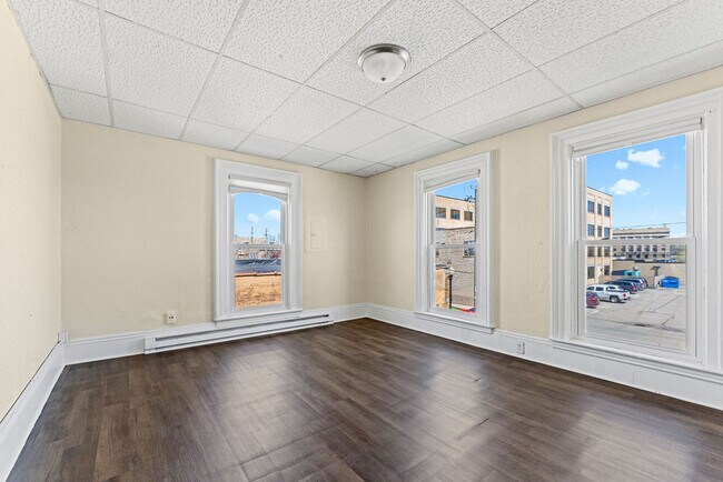 Photo - 211 Otter Ave Unidad Upper