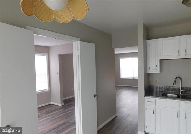 Photo - 100 Mayfair Pl