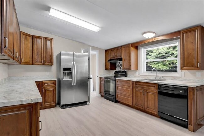 Photo - 278 Holiday Cemetery Rd