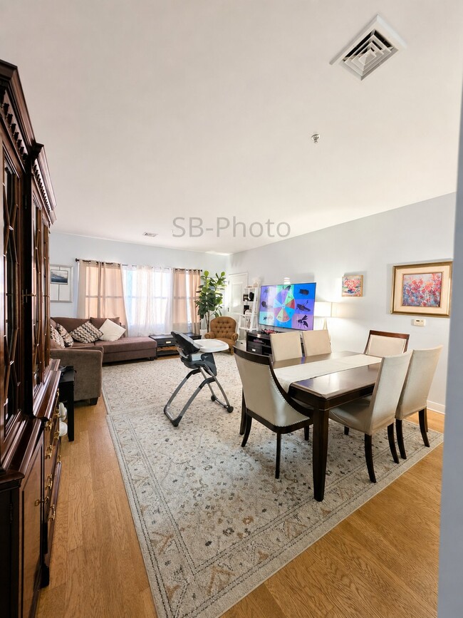 Photo - 172 Culver Ave Unit 502