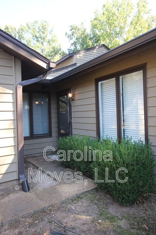 Photo - 324 Skylark Circle