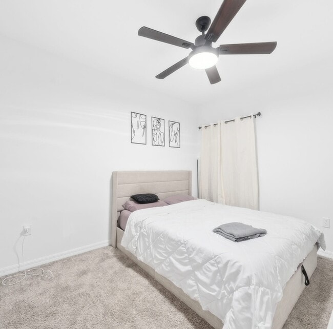 Photo - 3977 Willowbrook Dr
